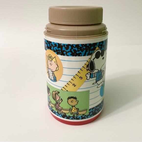 Snoopy Joe Cool Peanuts Aladdin 8 Oz Ounce Thermos Charlie Brown Peanuts - Picture 3 of 16